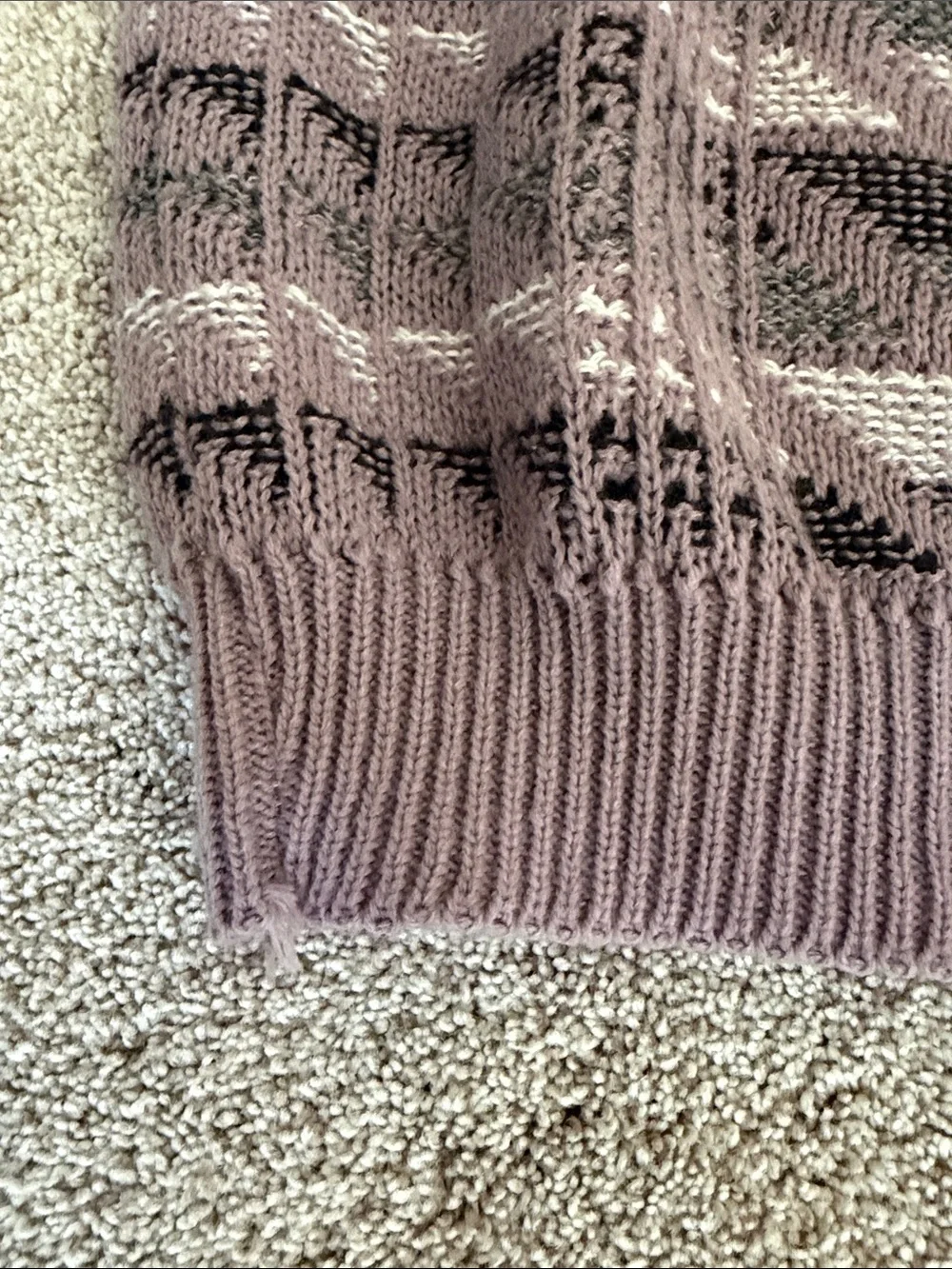 Vintage 90s Men's Purple, Black, Grey Abstract Patterned Crewneck Sweater, Sz M